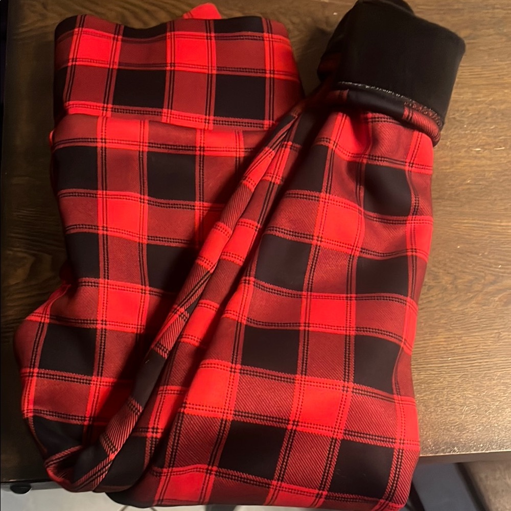 Buffalo Plaid fleece Leggings CVG Sz M